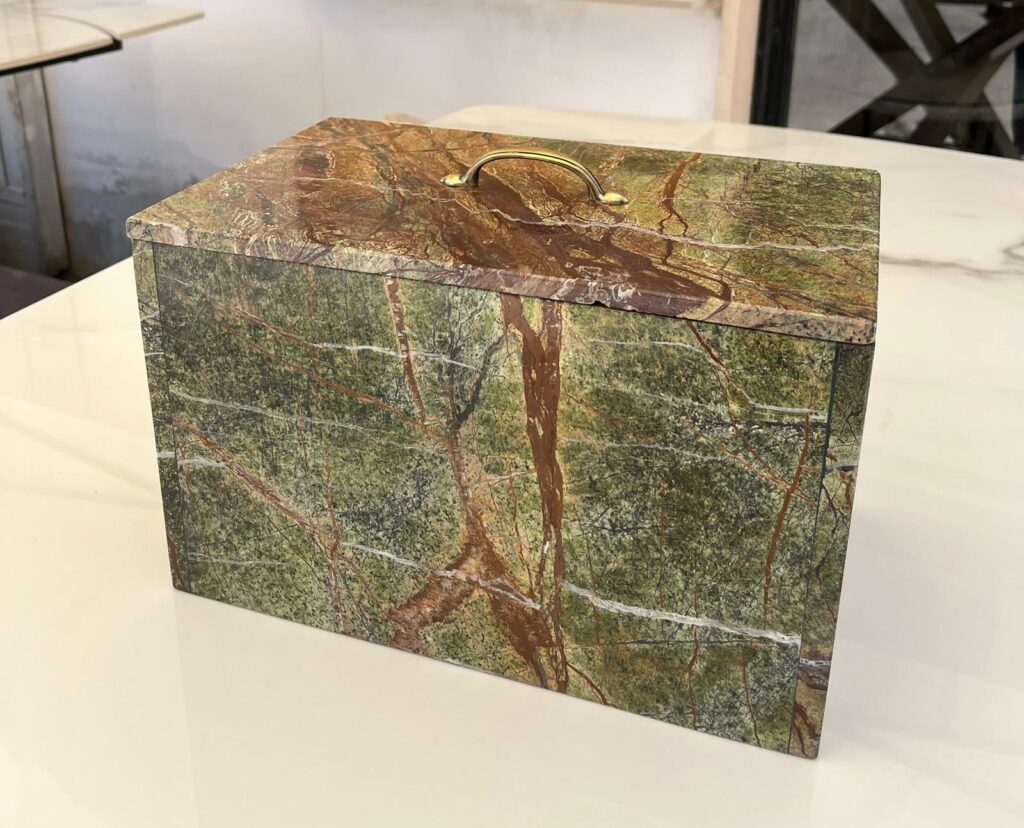 Box in marmo “green forest”